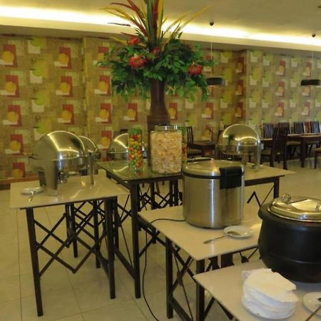 Insumo Palace Hoteles&Resorts Kediri  Exterior foto